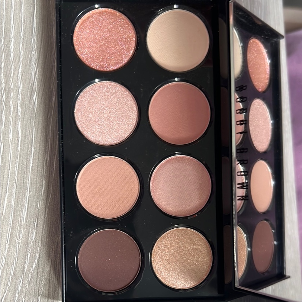 Bobbi Brown Nude Eyeshadow Palette